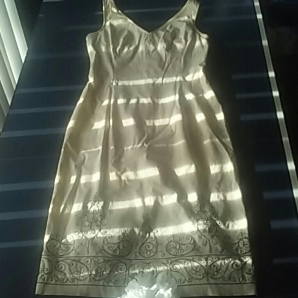 Embroidered lined cream dress